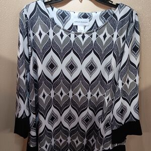 Alfred Dunner Black & White Geo Print Women's 3/4 Sleeve Top Size M